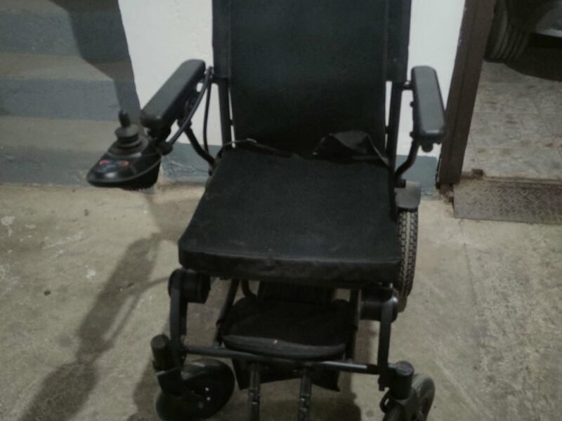 Elektromotorna invalidska kolica QUICKIE