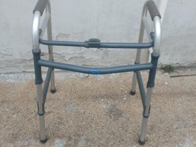 INVACARE-hodalica za rekonvalescente