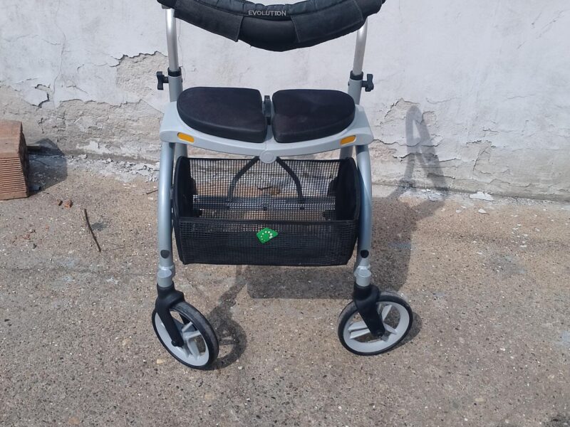 EVOLUTION-hodalica za rekonvalescente