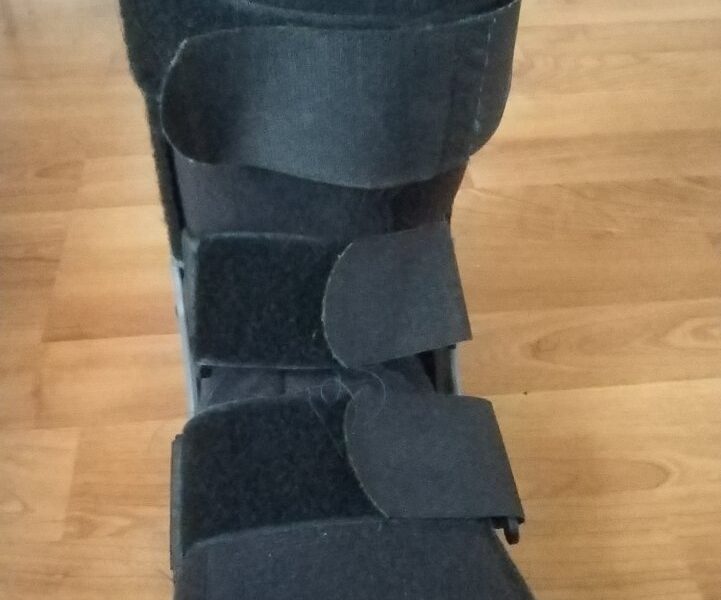 Prodajem ortozu velicina 39-43