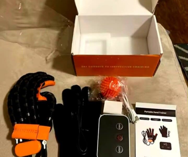 Robotska rukavica za razvoj motorike šake