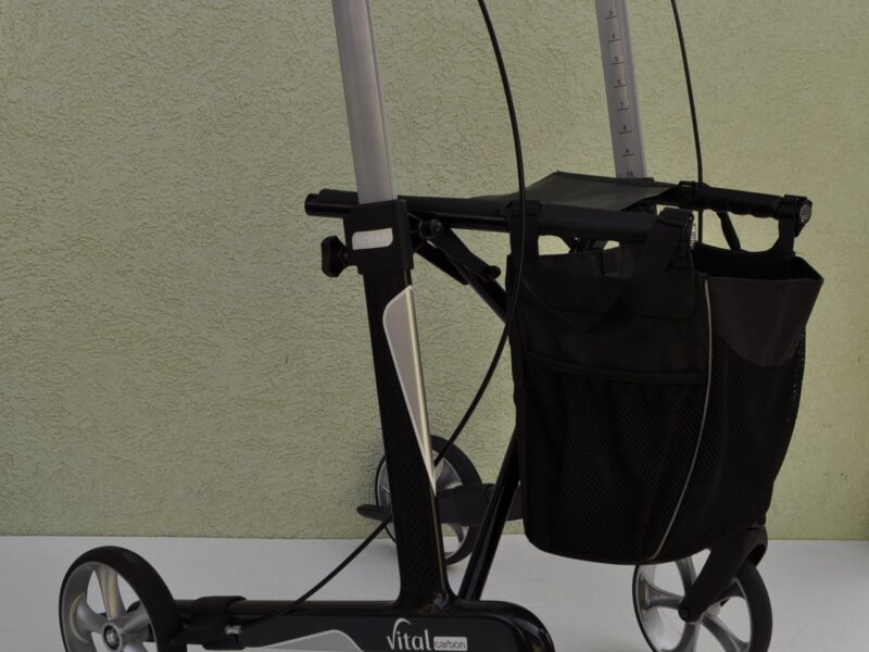 Russka Rollator Vital Carbon sklopiva hodalica-rolator do 150 kg